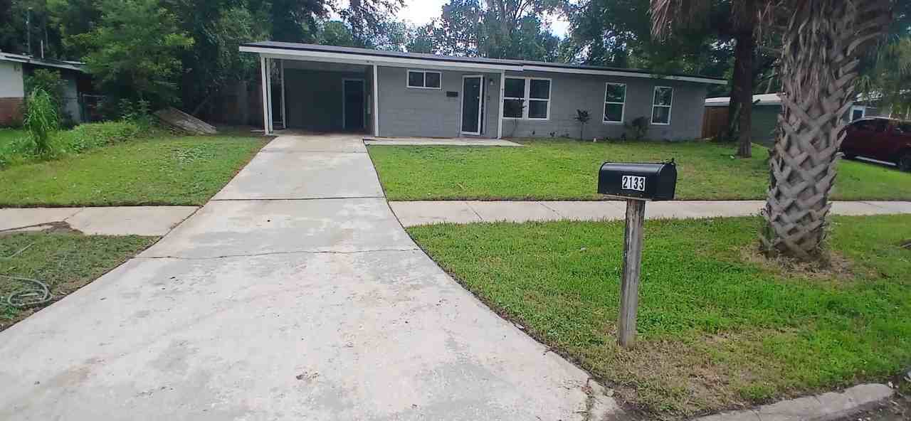 2133 Hugh Edwards Dr #1 - Photo 2 of 3