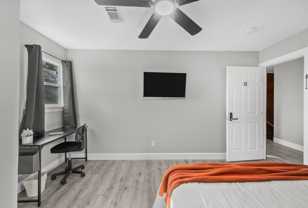 8050 Tavenor Lane, Unit 4B - Photo 1 of 1