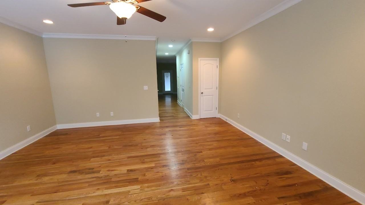 6960 Park Drive - Photo 5 of 11