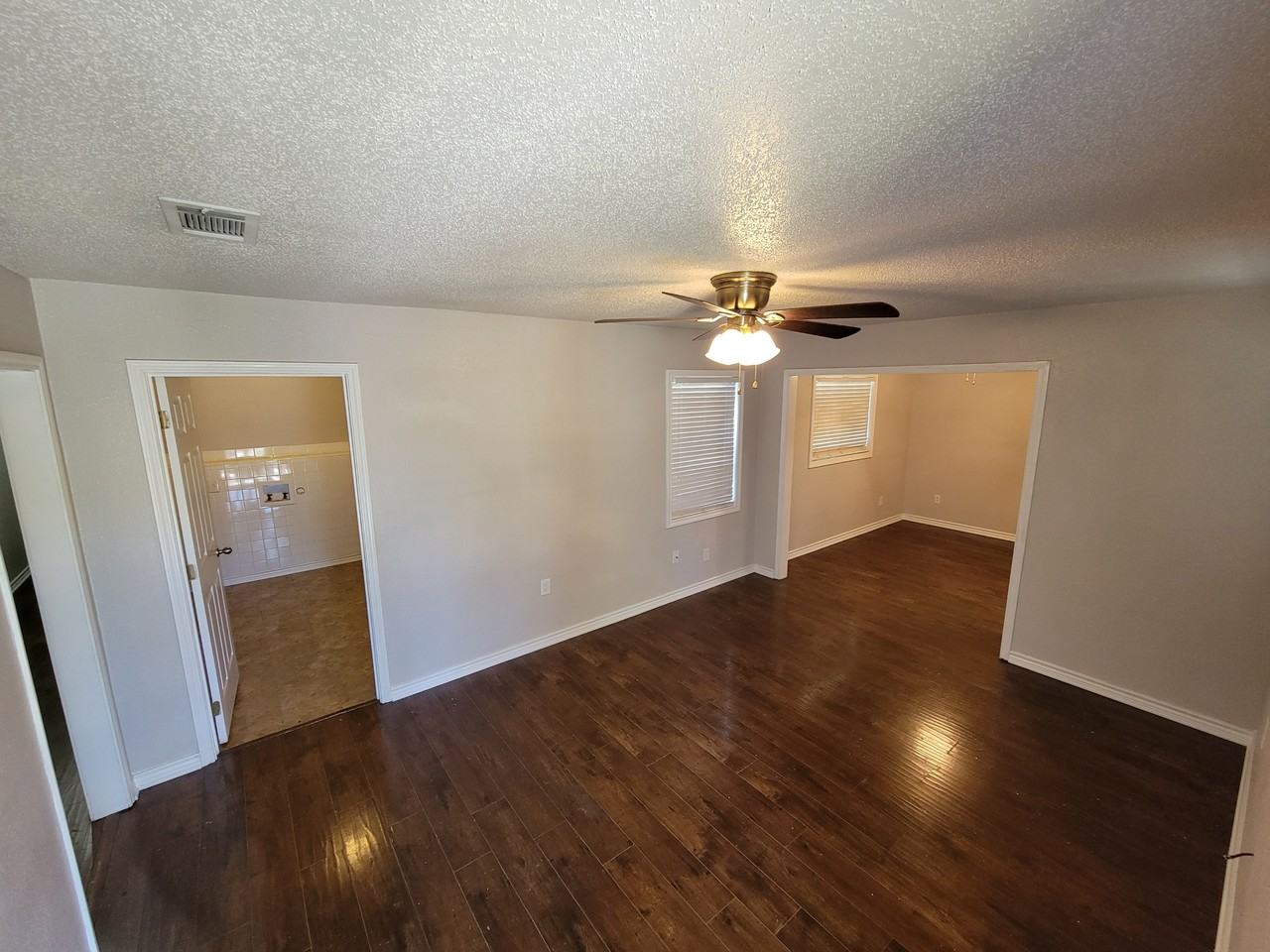 900 N 8th St #NA - Photo 3 of 11