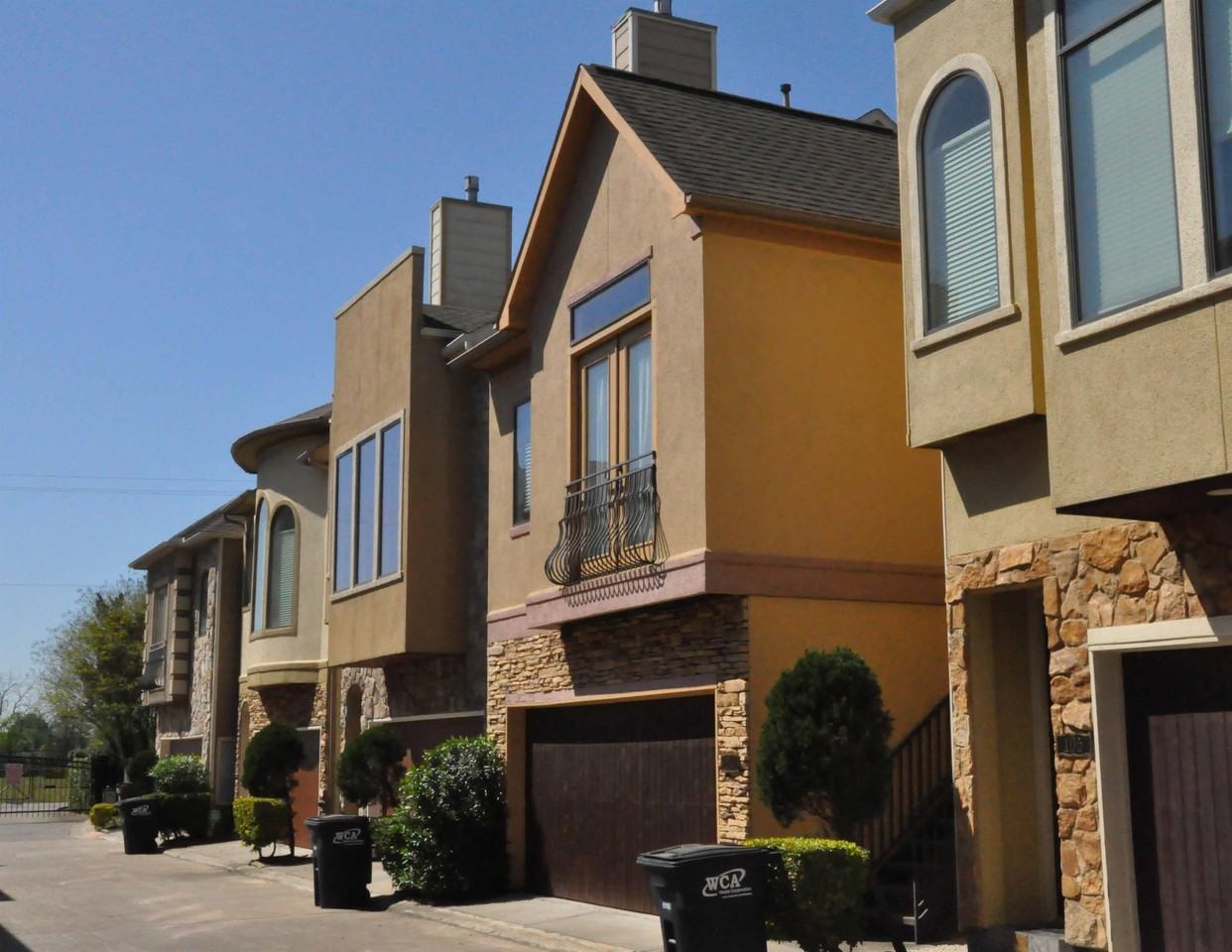 Richmond (6353) - Photo 7 of 26