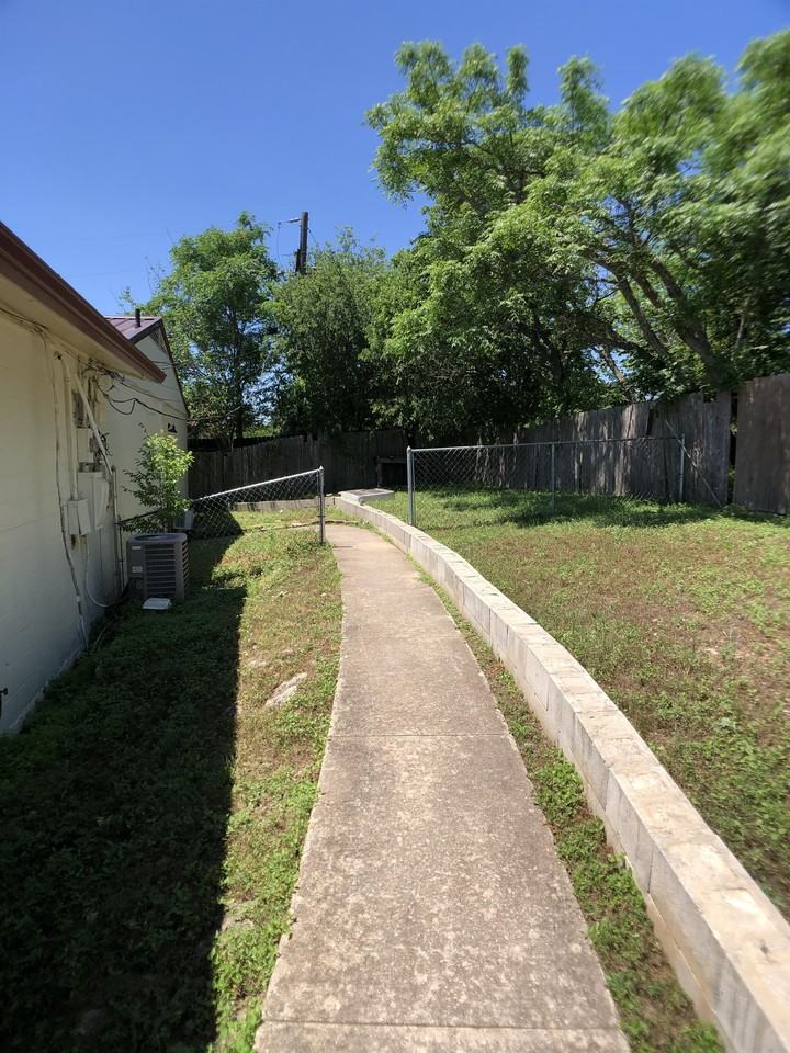 1410 Marlton Street - Photo 2 of 9