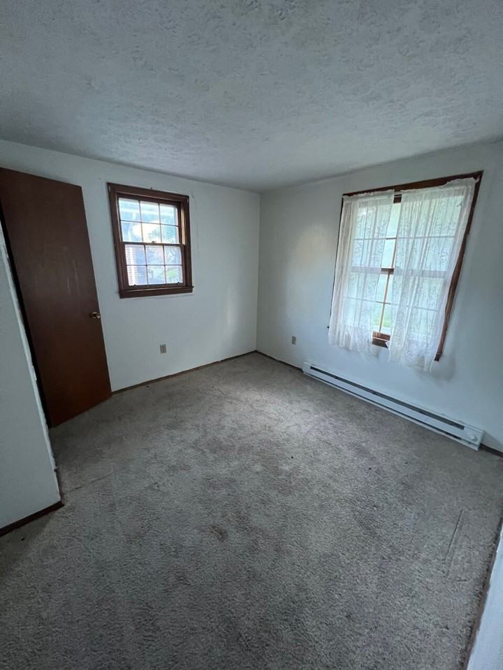 218 South College Avenue - Photo 5 of 25