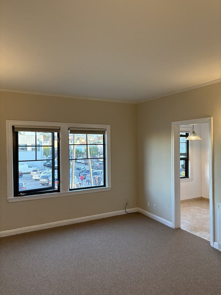 20 Hillcrest Blvd #1 - Photo 2 of 11