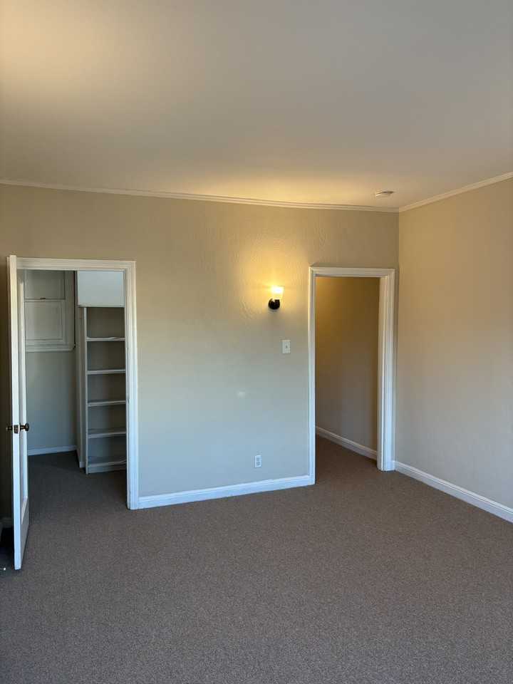 20 Hillcrest Blvd #1 - Photo 3 of 11