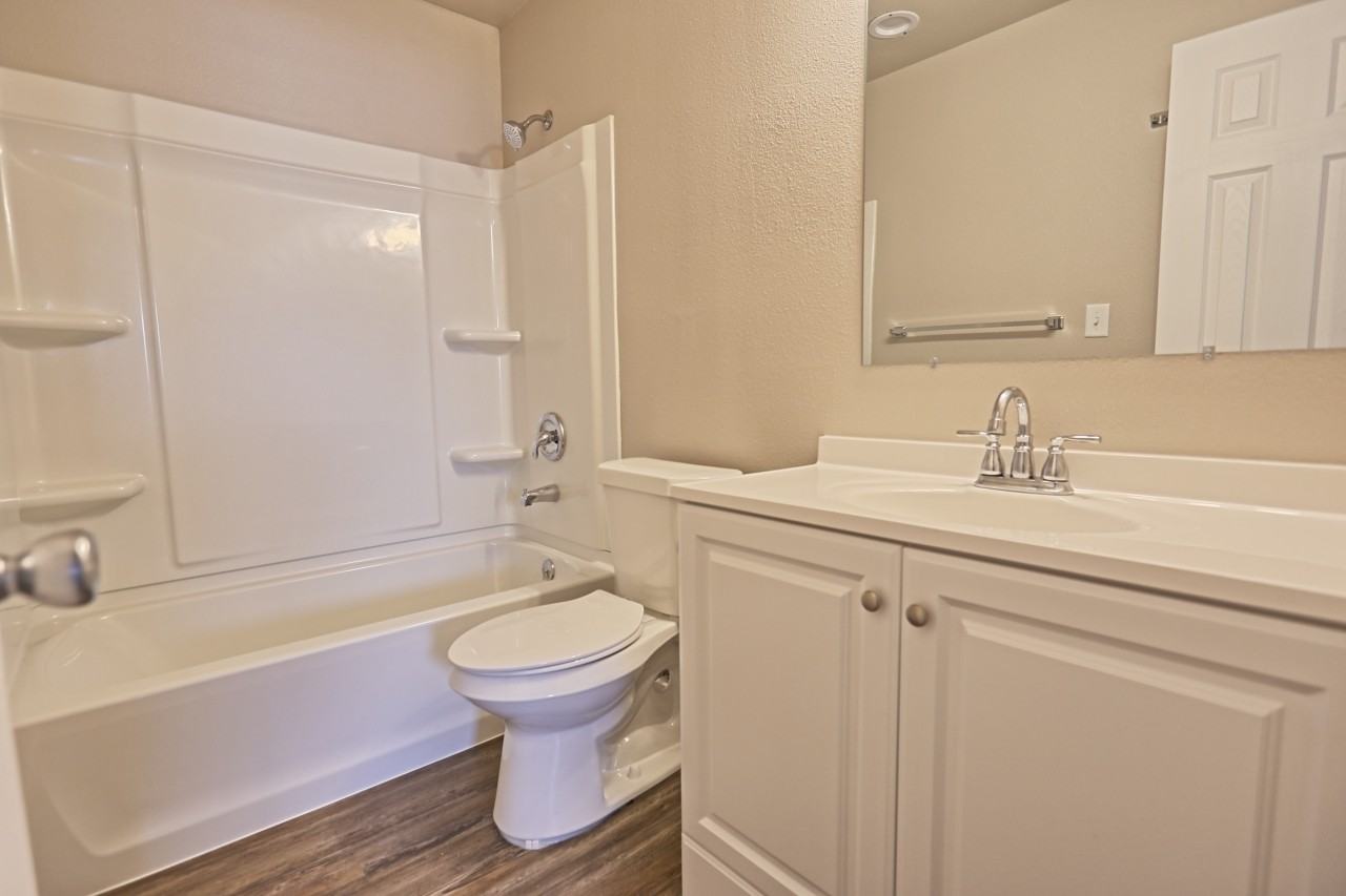 1230 Boulder Dr - Photo 2 of 22