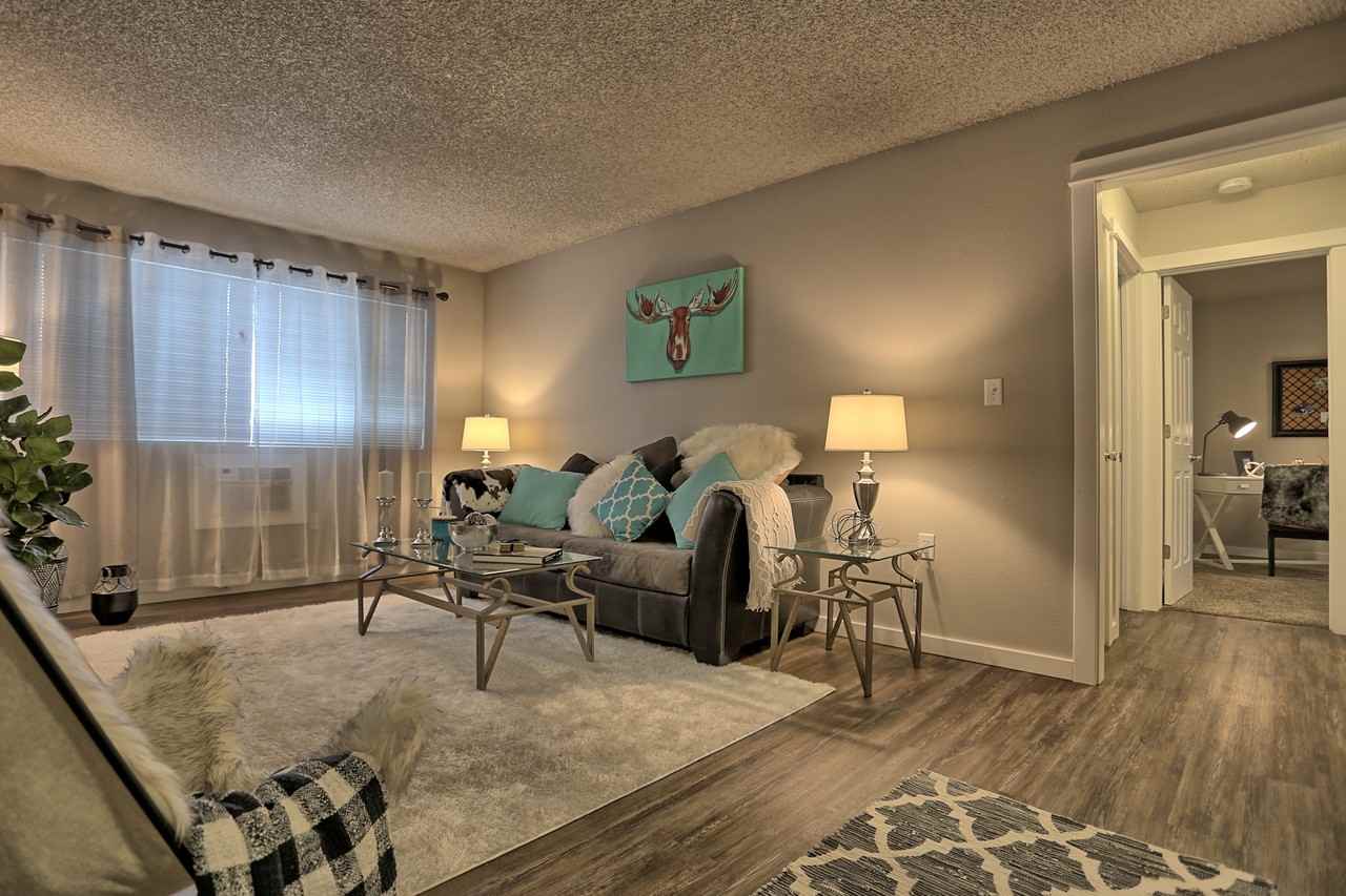 1230 Boulder Dr - Photo 3 of 22