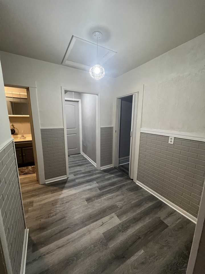 355 Locust Street - Photo 5 of 7