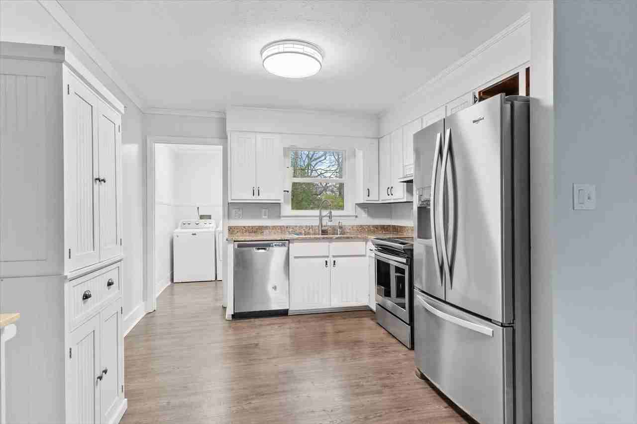 201 Hunter Drive - Photo 7 of 24