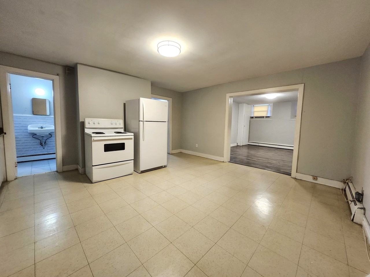 39 Paddock St #23-5-1 - Photo 3 of 11