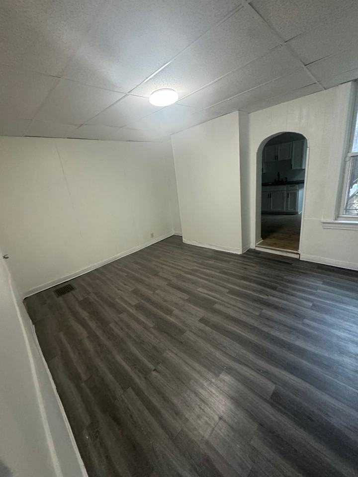 5415 2nd Ave #1 - Photo 3 of 10