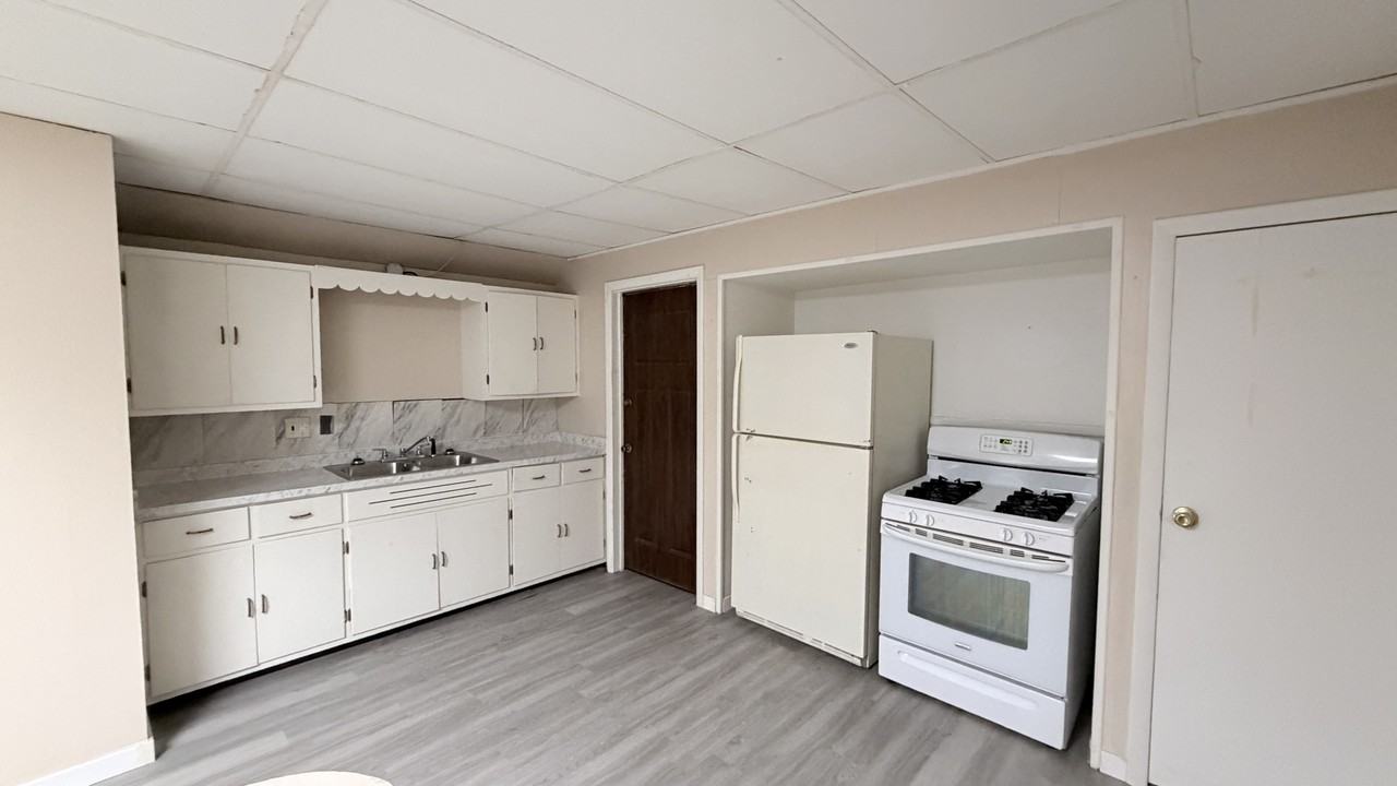 616 East Chandler Avenue - Photo 3 of 7