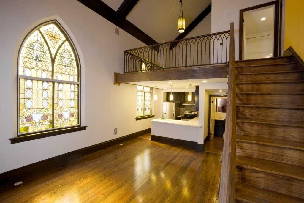 Newville TC: Olde St. Paul's Church - Photo 2 of 9