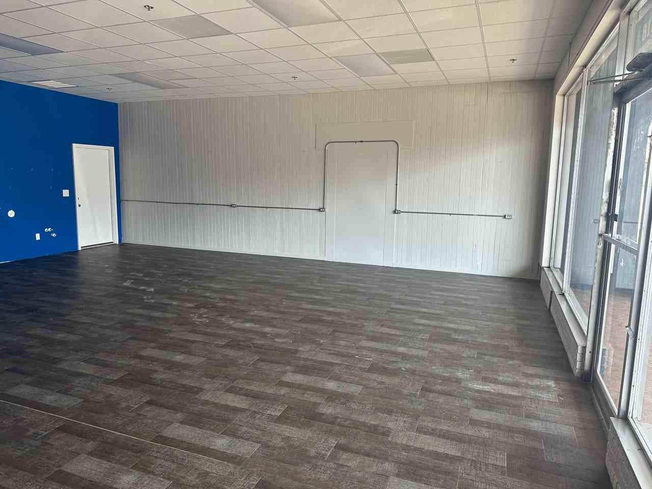 118 East Commerce Street - Photo 5 of 6