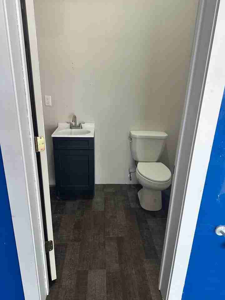 118 East Commerce Street - Photo 6 of 6