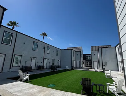 355 North 18th Street Unit 1106 - Photo 2 of 9