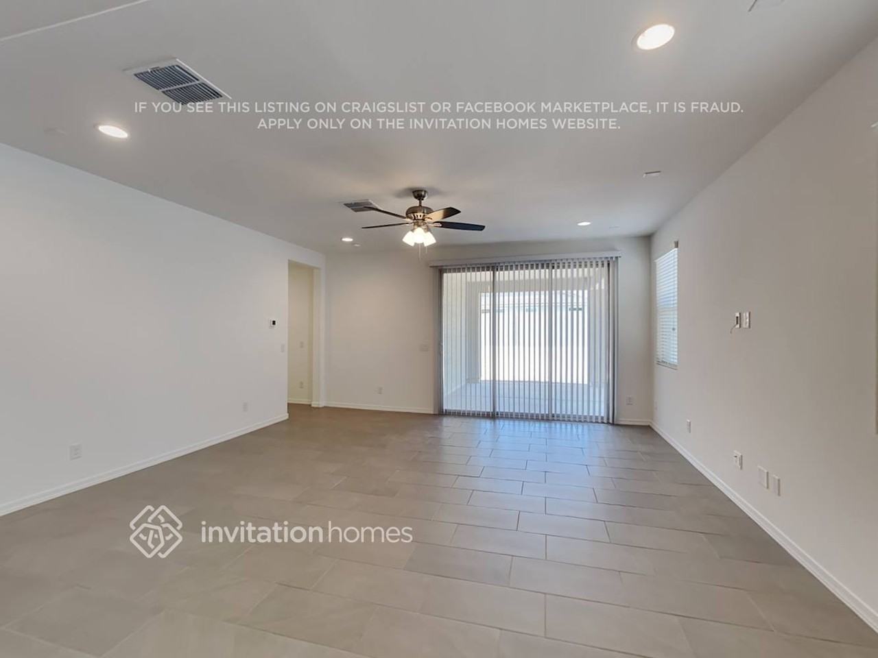 19816 W Verde Ln - Photo 3 of 18