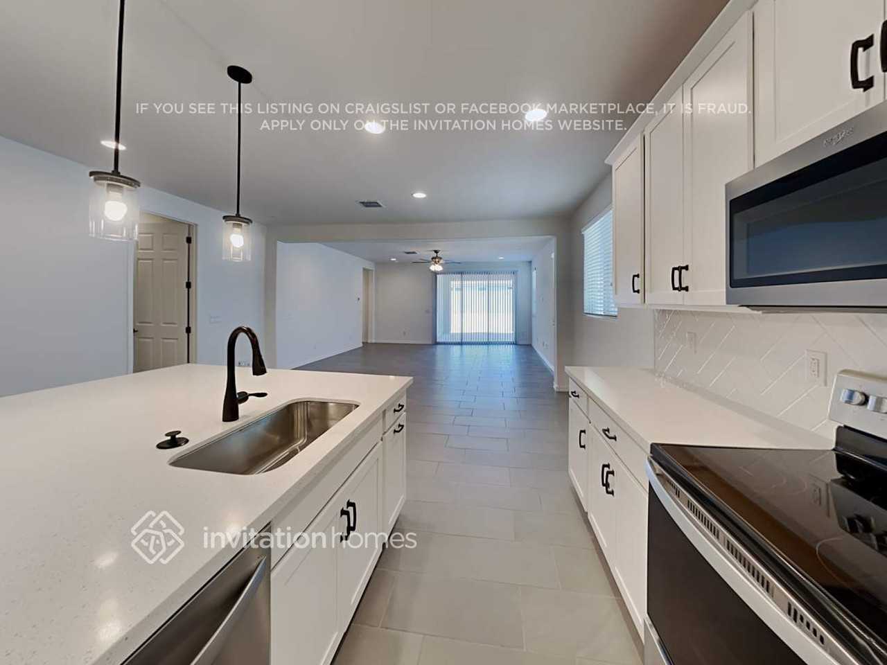 19816 W Verde Ln - Photo 5 of 18