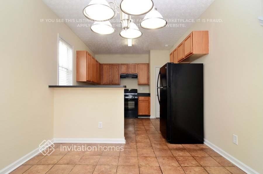 7331 Copperbend Ct - Photo 4 of 16