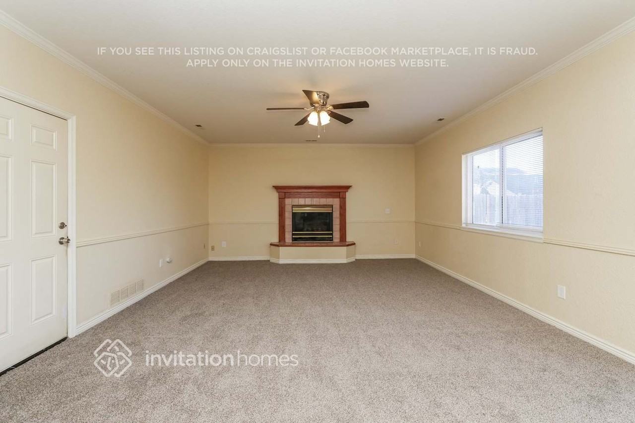 2840 Warrenton Way - Photo 7 of 19