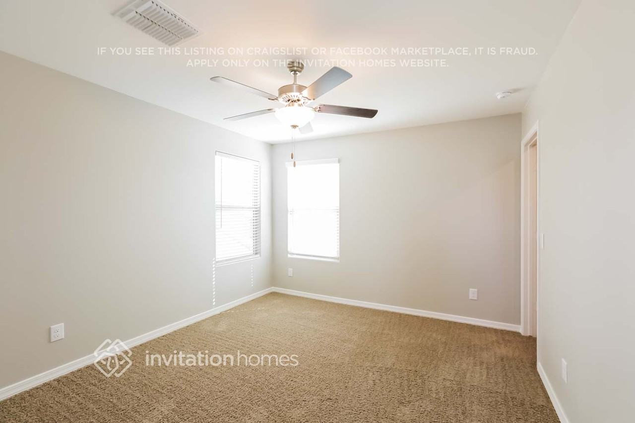 3907 S 79th Ln - Photo 7 of 16