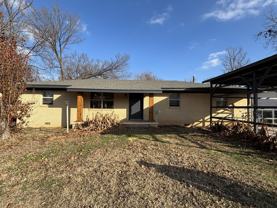 915 S 6th St #1 - Photo 1 of 1