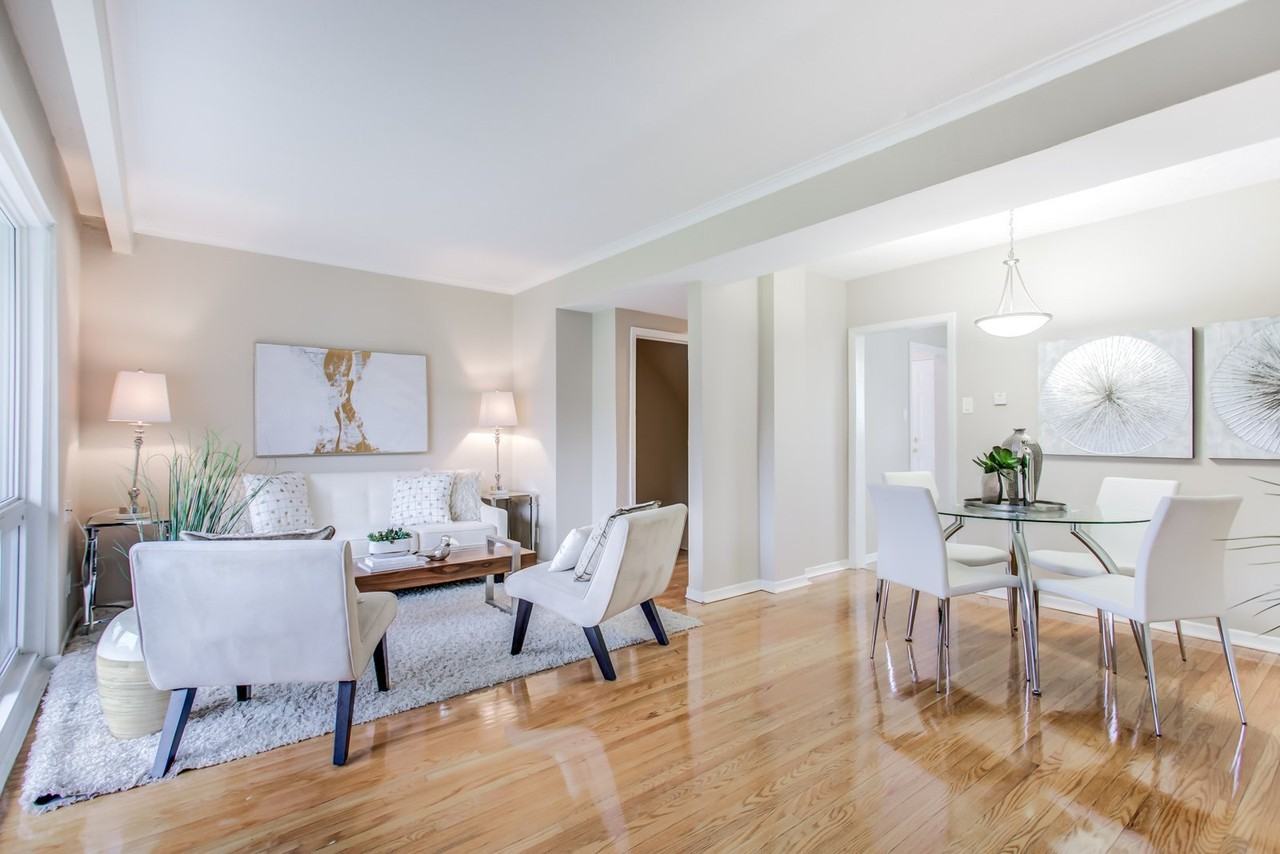 12 Castlegrove Blvd - Photo 2 of 9