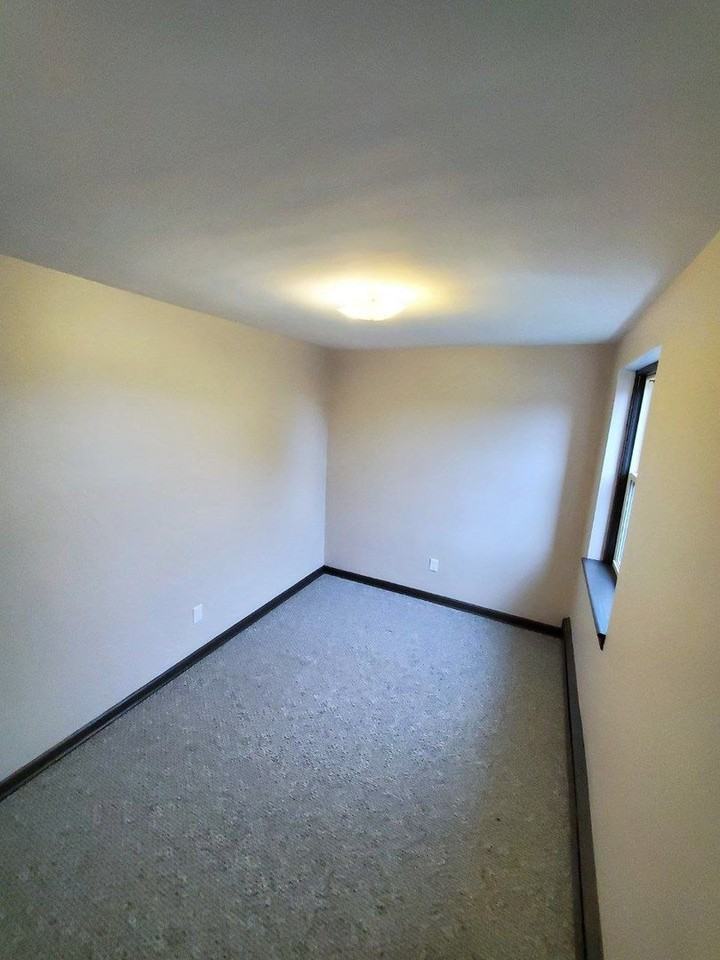 104 Melvin Ave - Photo 7 of 9