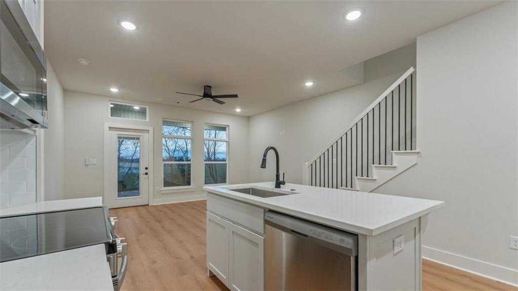 1851 Lapis Ave - Photo 7 of 27