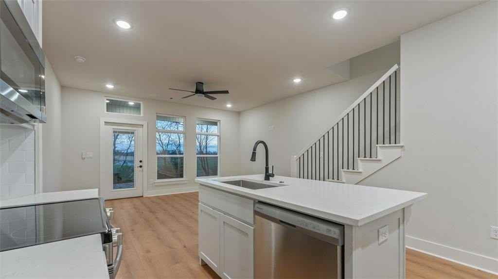 1861 Lapis Ave - Photo 6 of 26