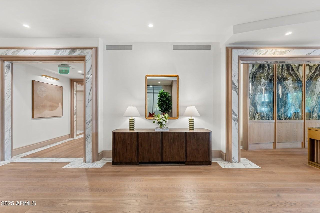 4240 E Camelback Rd Unit 508 #508 - Photo 4 of 16