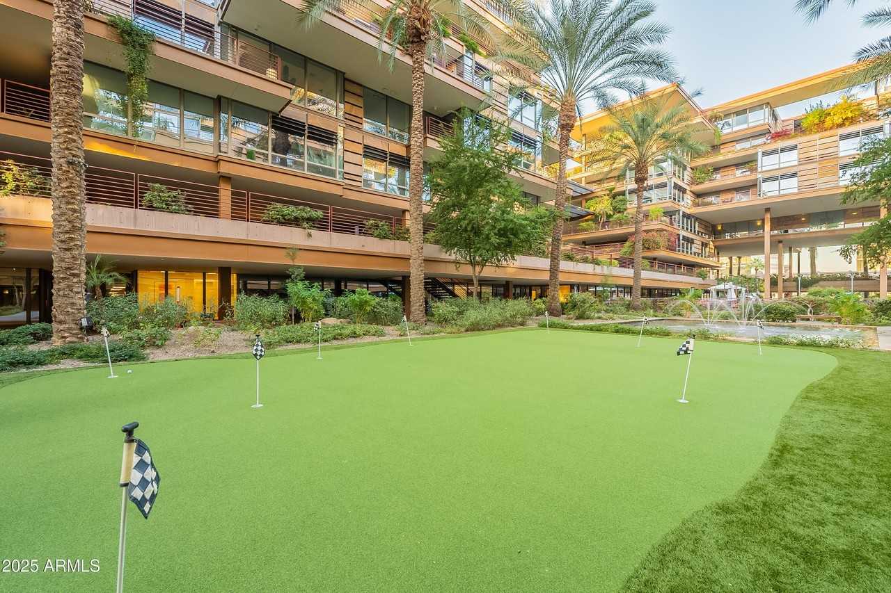 7167 E Rancho Vista Dr Unit 6004 #6004 - Photo 2 of 35