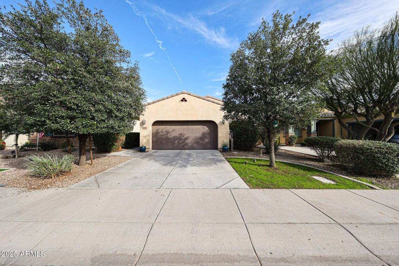 3535 S Jasmine Dr - Photo 4 of 40