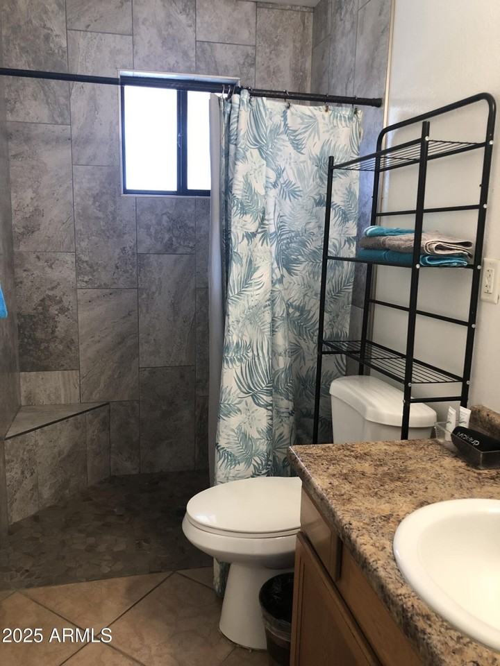 2103 S Granada Dr Apt 2 #2 - Photo 7 of 37