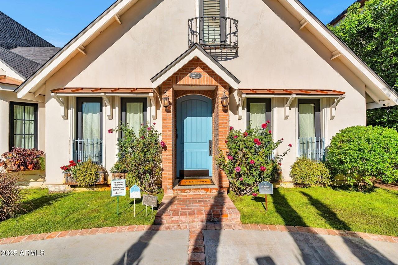 4402 E Turney Ave - Photo 2 of 38