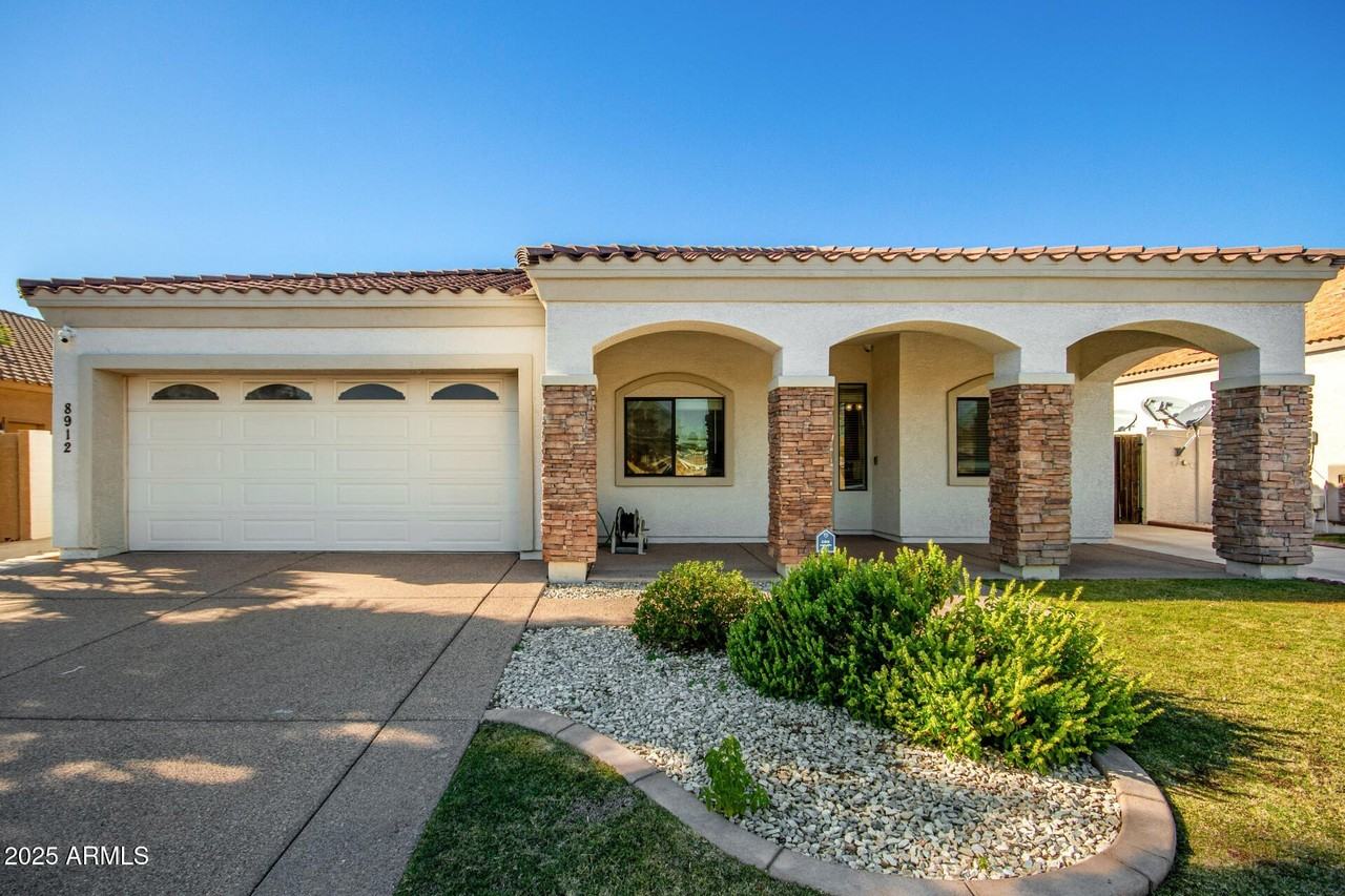 8912 N 15th Ln - Photo 2 of 33