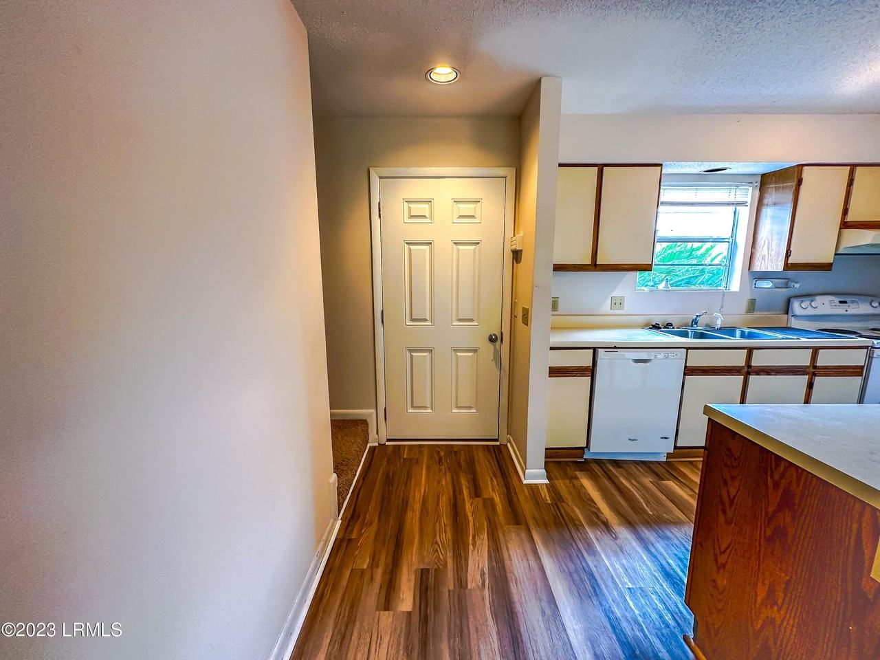 900 Brotherhood Rd Apt G4 #G4 - Photo 4 of 23