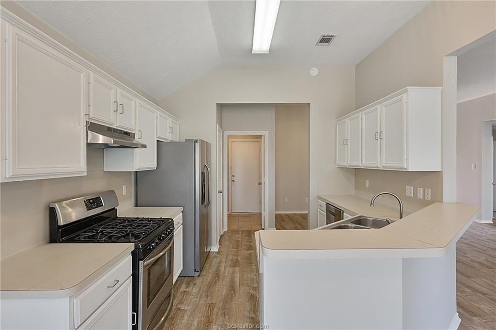 1804 Ibis Ct - Photo 4 of 17