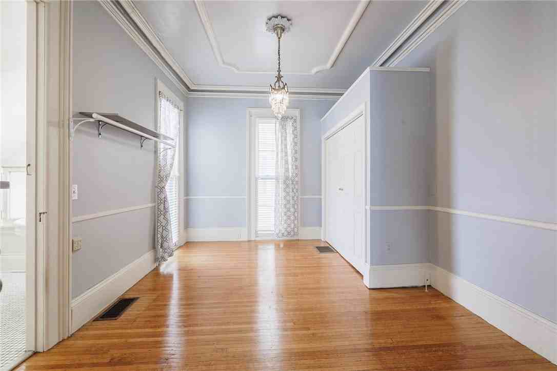 18 Vick Park B - Photo 2 of 15