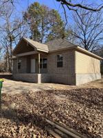 featured image of 17122 Raines Rd