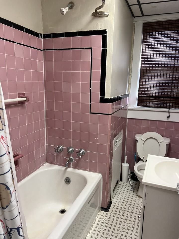 305 Wesley Ave #B - Photo 5 of 6