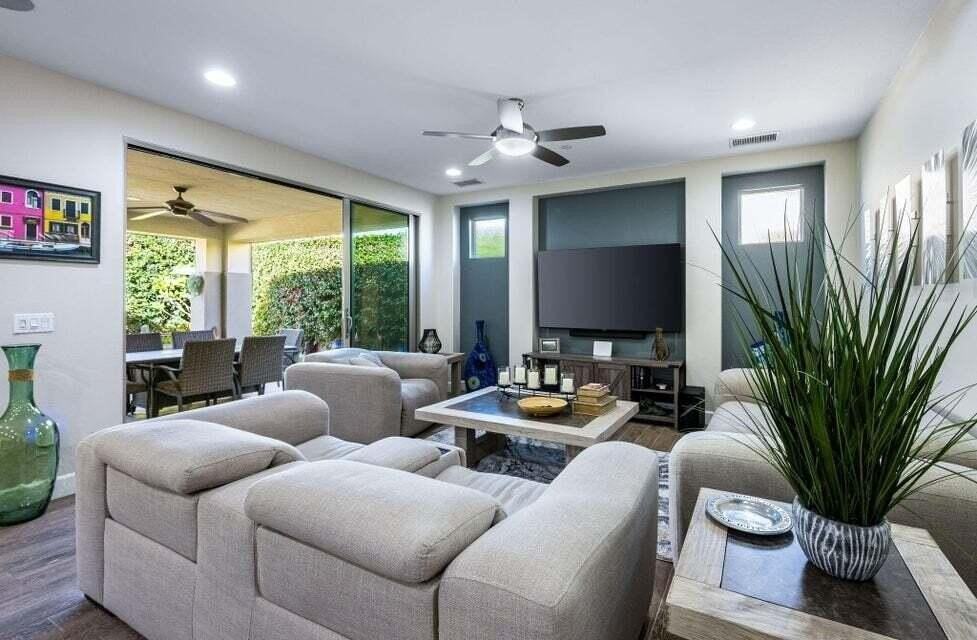 51287 Longmeadow St - Photo 7 of 22