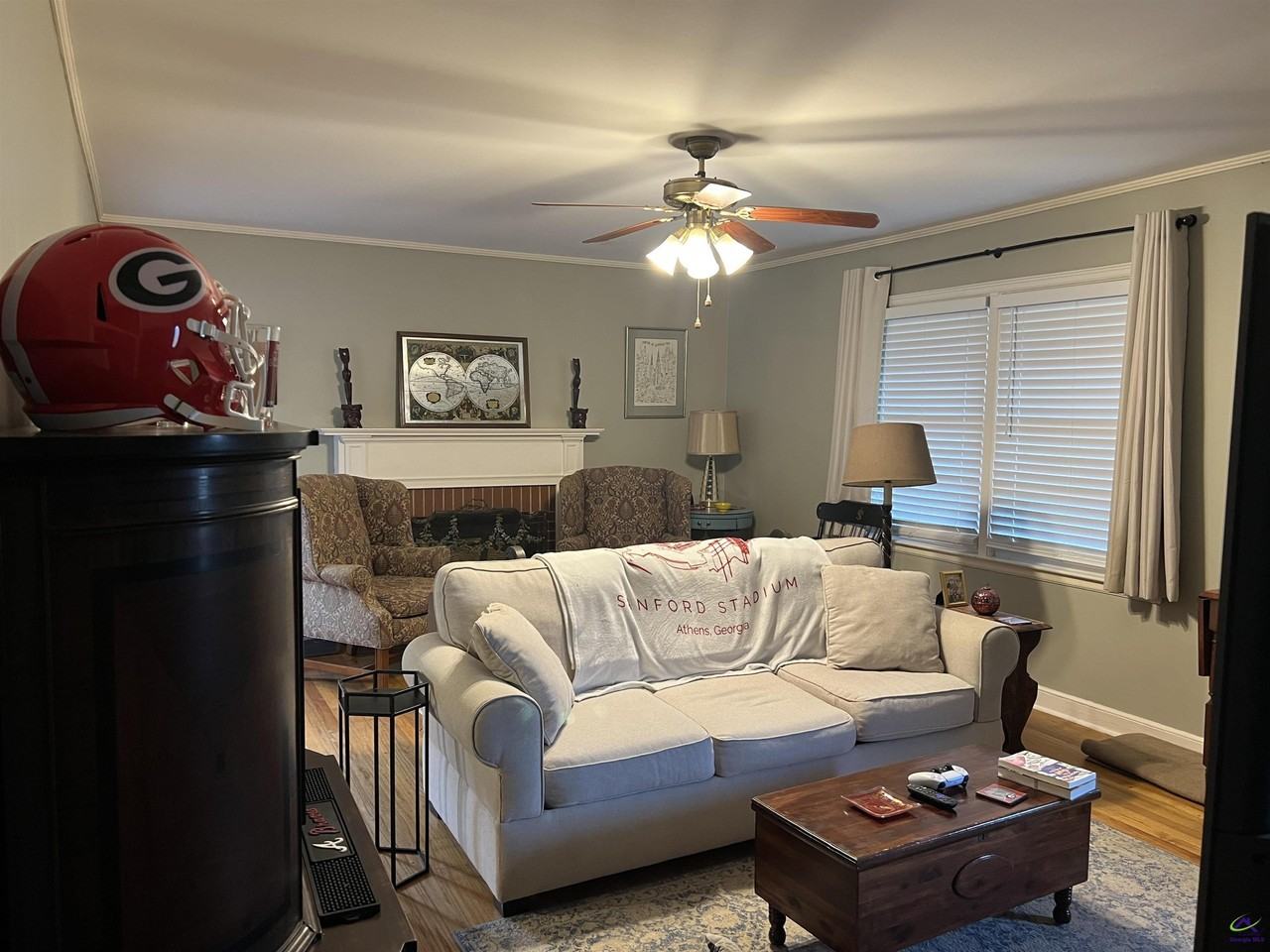 145 Holmes Ave - Photo 7 of 28