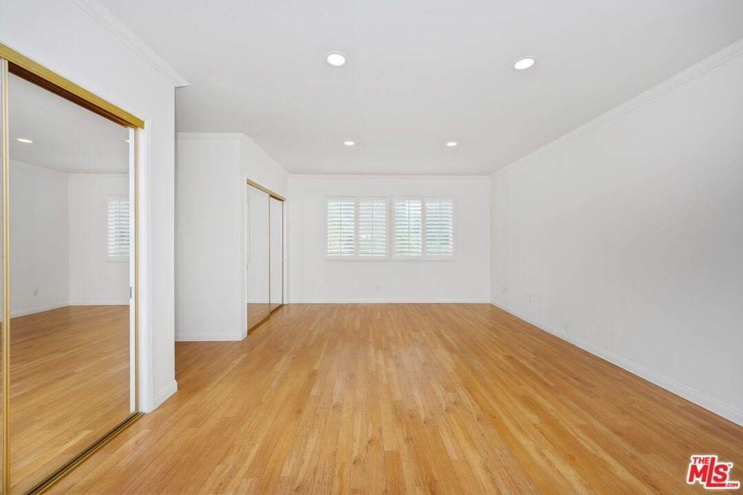 22601 Dardenne St - Photo 6 of 21