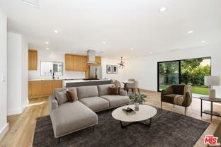 5627 Agnes Ave - Photo 1 of 1