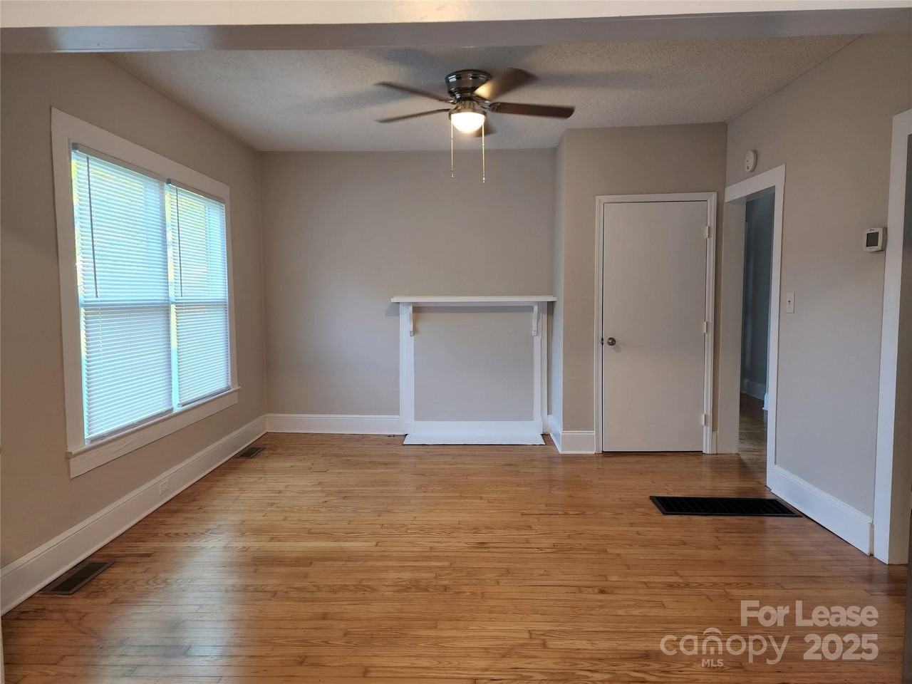 6 Bell St - Photo 3 of 16