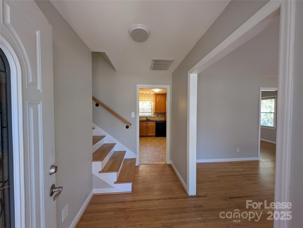 3331 Donovan Pl - Photo 7 of 32