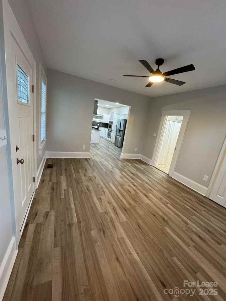 430 Faison Ave - Photo 5 of 42