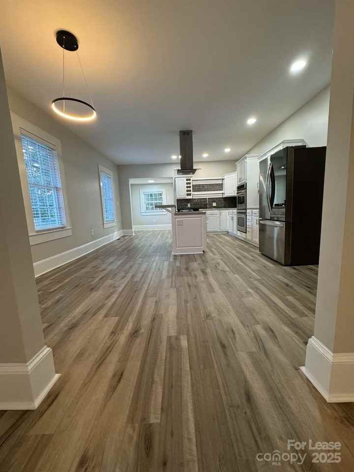 430 Faison Ave - Photo 6 of 42