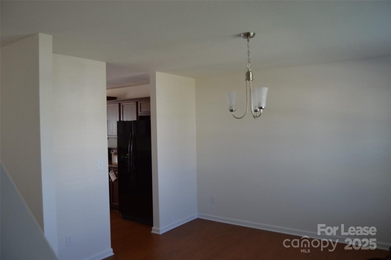 117 Quail Springs Rd - Photo 4 of 22